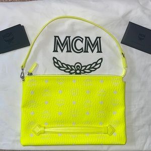 💋MCM Pouch💋